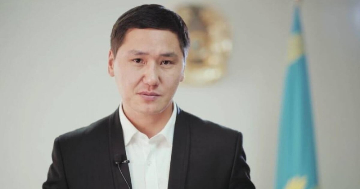 "Уәдеңізге қалай сенеміз?": Қызылордалық жанкүйерлер Бақтияр Артаевқа шүйлікті