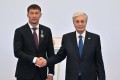 Сүйінші, ағайын! Тоқаев қазақ жауынгері Шавкат Рахмоновты марапаттады