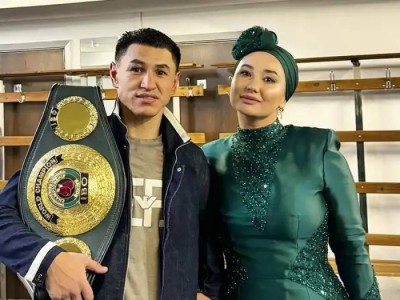 Сүйінші, ағайын! Боксшы Жанқош Тұраров қуанышты жаңалығын жеткізді (ФОТО)