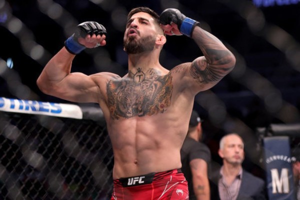 Грузиялық Илия Топурия бразилиялық жауынгерді бірінші раундта сұлатып түсірді (видео)