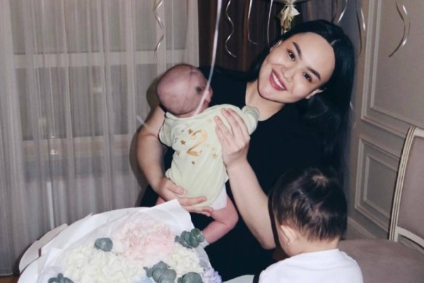 «Кейде ана болып та шаршайсың»: Төреғалидің қарындасы сырын айтам деп шынын айтып қойды