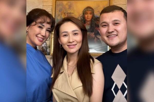 «Жылдар бойы асыға күттік»: Ләйлә Сұлтанқызы Елдостың әке болуына қалай атсалысқанын айтты (ВИДЕО)