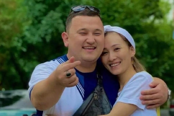 "Қан кетіп, ауруханаға түстім": Елдос "Колобоктың" әйелі қорқынышты жайтты айтты (ВИДЕО)