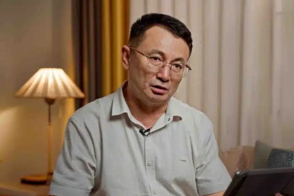 «Сотталушылардың туысы министрлікте істейді»: Шерзат ісіндегі адвокат өзіне қысым көрсетіліп жатқанын айтты