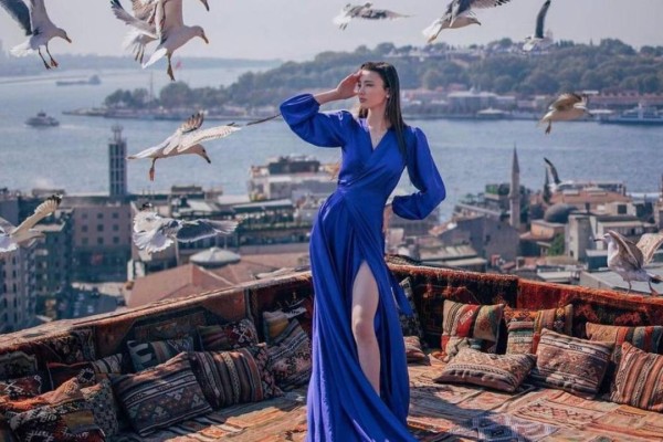 «Ханшайым»: Сабина Алтынбекова өз дене мүсінімен жұрттың назарын аударды (фото)