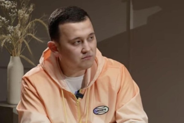 "Ешкім звондап тоқтатпасын": Елдос "Колобок" "ұрығы жоқ" деп сынаған адамды әшекерелейтінін айтты