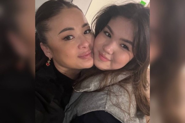 "Әдемі күндеріміз басталды": Мөлдір Мұқанова өміріндегі жаңа парақты ашты (ВИДЕО)