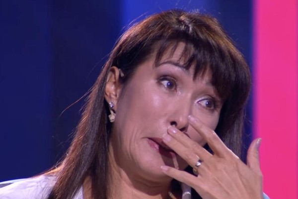 "Ол кісі тірі екен": әкесін өмірі көрмегенін айтқан Толқын Забирова жылап қалды (ВИДЕО)