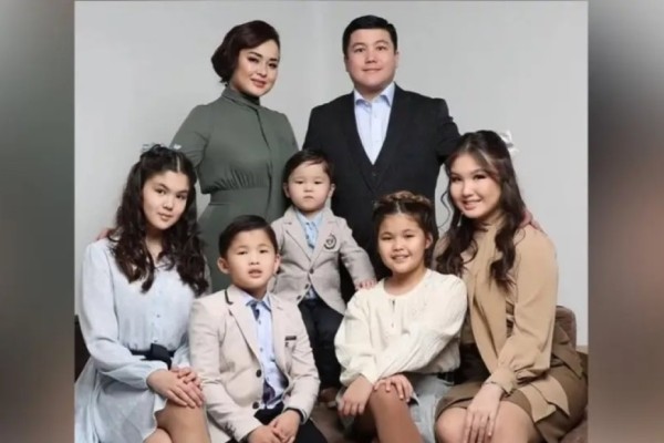 "Бәрін алмастыруға болады": Мөлдір Мұқанова отбасы туралы айтып, жұртты жылатты (ВИДЕО)