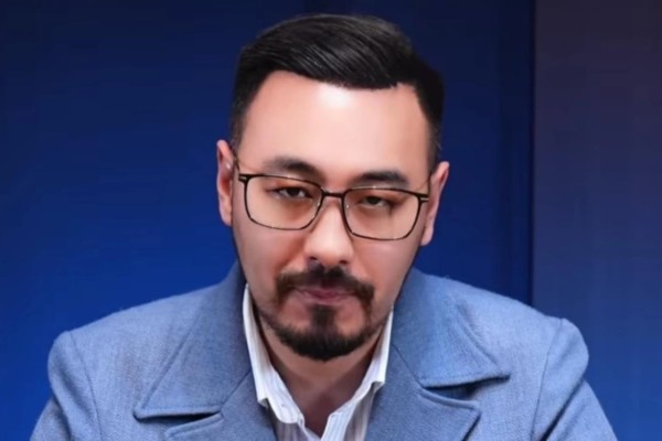 "Менен көмек сұрауда: Руслан Өтепбай тағы бір шулы жаңалықты әшкерелемек (ВИДЕО)