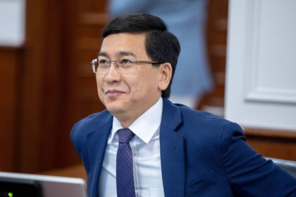 Сүйінші, қазақ елі! Асхат Аймағамбетов ел күткен қуанышты сүйіншіледі