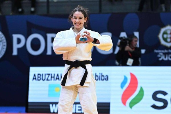 "Болашақ чемпиондардың ұясы": Әбиба Әбужақынова қуанышты жаңалығын бөлісті