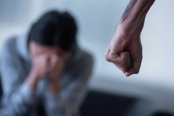 Депутаттың күйеуінен жүкті болған оқушы қыз тағы да бала көтеріп қалды