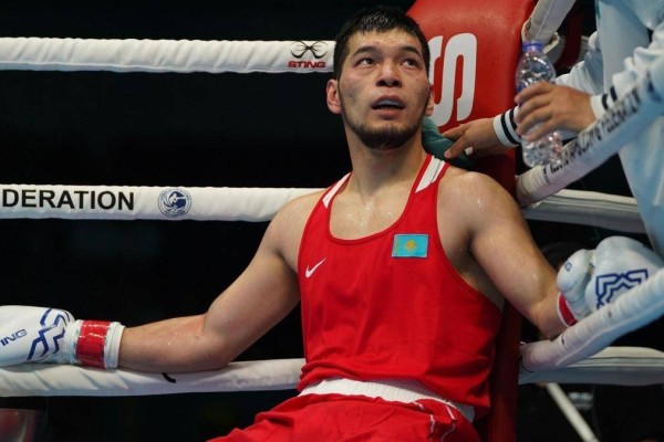 Нұрбек Оралбай әлем чемпионатында қазақ боксшысына қарсы жұдырықтасады