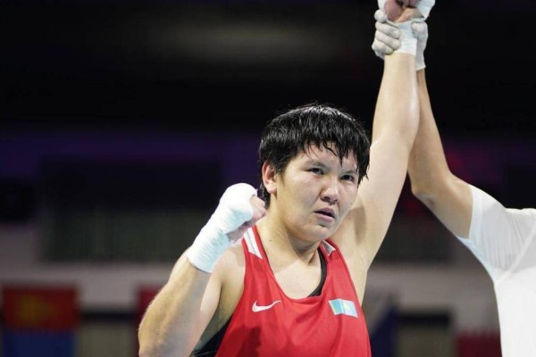 Ауыр салмақтағы боксшы қызымыз медальға бір қадам жақындады