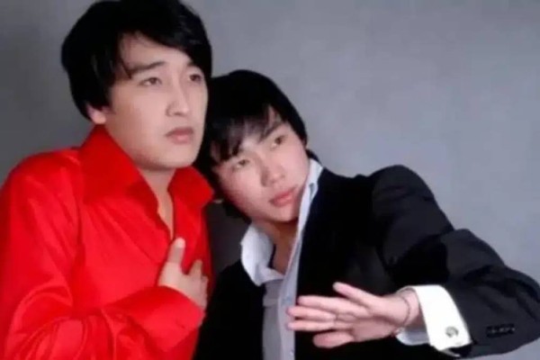 "Ұнамайтын, Гүлзира не десе, соны жасадық": Сырым Исабаев бар шындықты айтты (ВИДЕО)