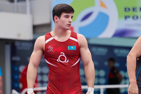 Қазақтың қос балуаны әлем чемпионатының ширек финалына шықты