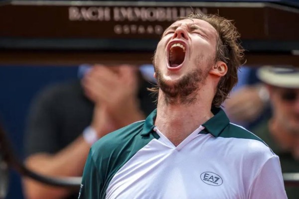 Қазақтың тентек теннисшісі жайлы қуанышты хабар мәлім болды