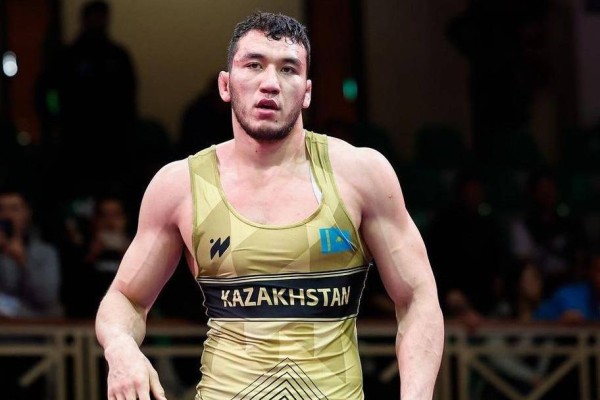 Ризабек әлем чемпионатынан кейін грузчик боп жұмыс істеп жүр (ВИДЕО)