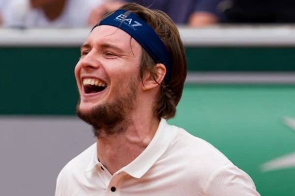 Қазақстандық теннисші бұрын-соңды ел естімеген жетістікке жетті