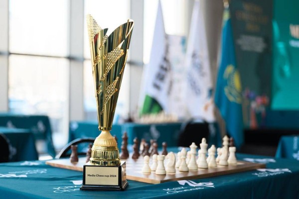 19 жастағы қазақ қызы сенсация жасап, шахматтан әлем чемпионы атанды