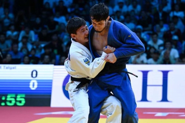 Қазақ баласы өзбектен жеңіліп, әлем чемпионатын сәтсіз аяқтады