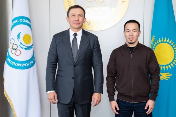 ҰОК президенті Головкин ХХІ ғасырдағы тұңғыш чемпионды қабылдады