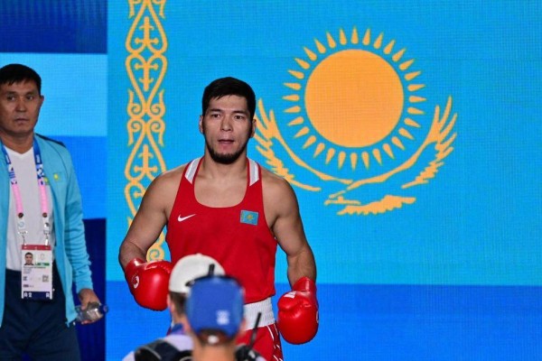 Күтпеген жаңалық! Нұрбек Оралбай ұлттық құрамадан шығып қалды