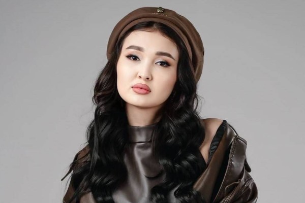 "Тамаққа да, қатынға да тоймайтын бәле": Белгілі блогер ажырасқан күйеуі туралы айтты