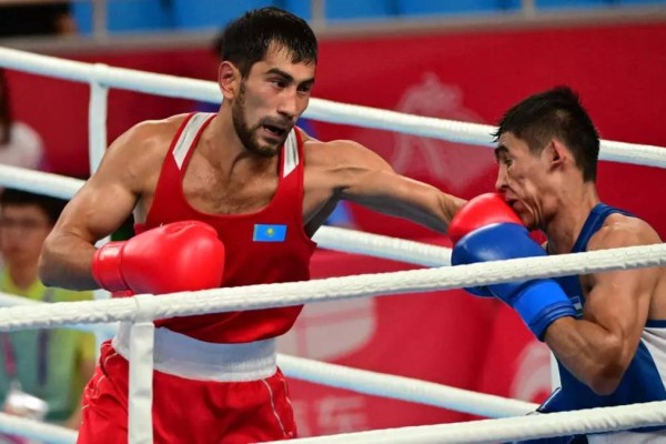 Күтпеген жаңалық! Танымал боксшылар легі ұлттық құрамадан кетіп жатыр