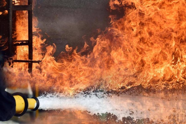 "Күйеуі Кореяға жұмысқа кеткен": 34 жастағы әйел 5 баласымен тірідей жанып кетті