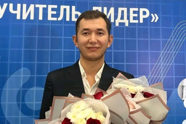 "Білім саласына өзгеріс емес, "төңкеріс" керек": Танымал ұстаз үлкен үндеу жасады