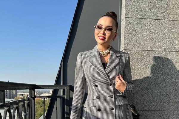 "Отаныма қызмет етемін": Баян Алагөзова "Қазақстанның еңбек сіңірген қайраткері" атағын алды