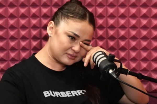 "Көп алдандым… Жүрегімді жаралап тастап кетті": Мөлдір Мұқан ел естімеген шындығын айтты (ВИДЕО)