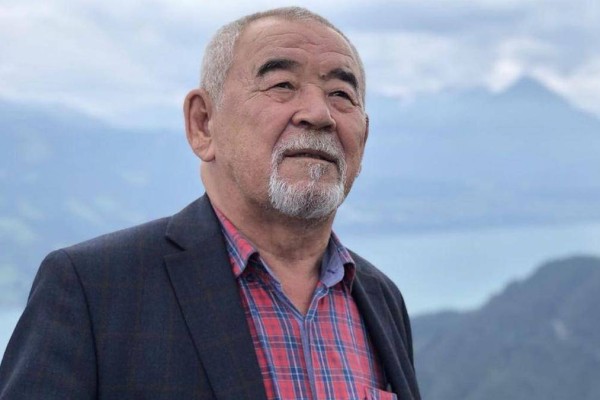 Айтыстың аңызы Жүрсін Ерманның ақтангер Оразалы туралы естелігі