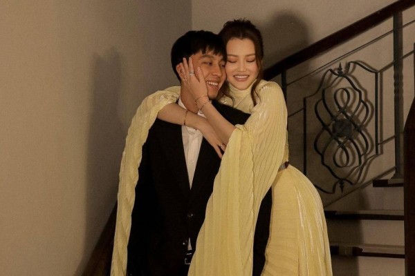 "Духы мықты, тентек қызбын": Ерке Есмахан күйеуіне талай боқтағанын айтты