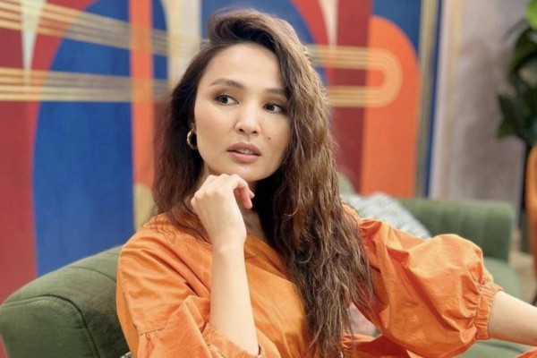 Күтпеген жаңалық! Қайрат Нұртастың әйелі елден кететінін ашық айтты (ФОТО)