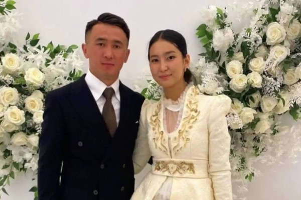 Махмұд Сабырханның бірінші әйелінен туған баланың суреті желіде тарап кетті (ФОТО)