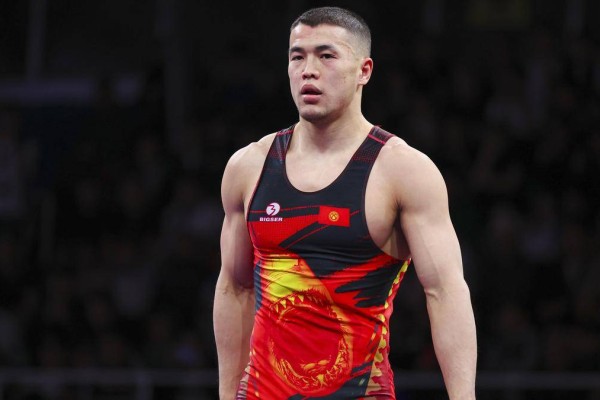 Қырғыздың атақты балуанының әкесі сұмдық хабарды айтып, елді дүрліктірді