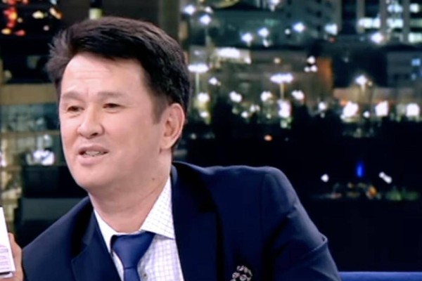 "Шаңырақ көтереді": Медеу Арынбаев ел асыға күткен қуанышты жаңалығын айтты (ВИДЕО)