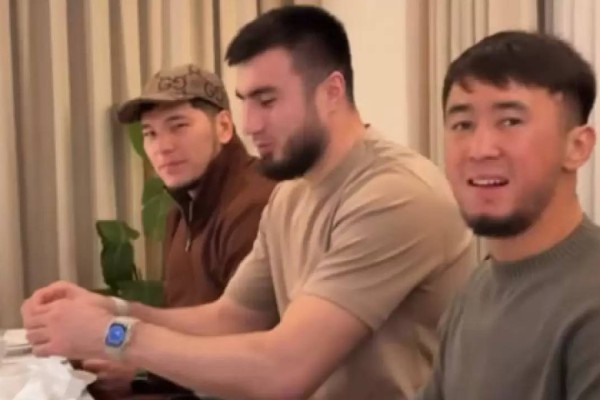 Қазақ пен өзбек боксының жұлдыздары бір дастархан басына жиналды