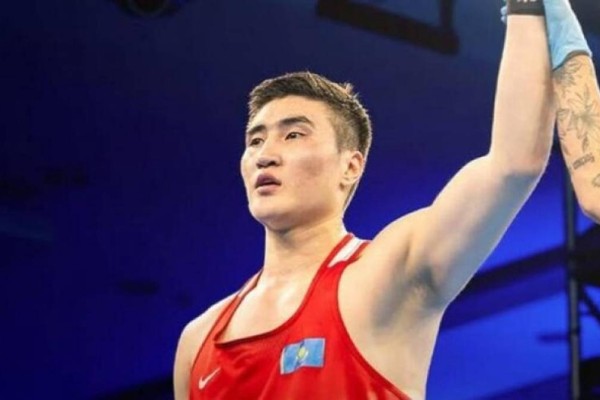 Қазақ баласы әлем чемпионатында өзбек боксшысынан оңбай жеңілді