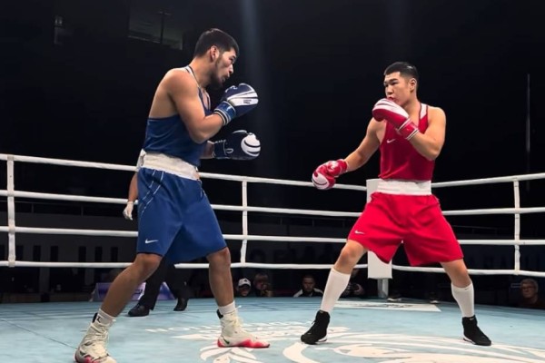 Күтпеген жаңалық! Әлем чемпионы атанған қазақ боксшысы спортпен қош айтысты (ВИДЕО)