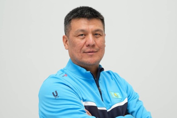 Санжар Тәшкенбайдың жеке бапкері ұлттық құраманың тізгінін ұстады