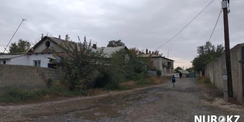 «Қазақпыз» деген ұранмен басталған күннің соңы қарыз сұрауға ұласады