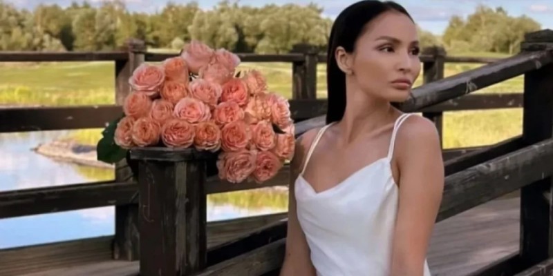 «Тамығыма өксік келді»: Жұлдыз Әбдікәрімова қызының мектеп бітіру кешіндегі сезімін айтты