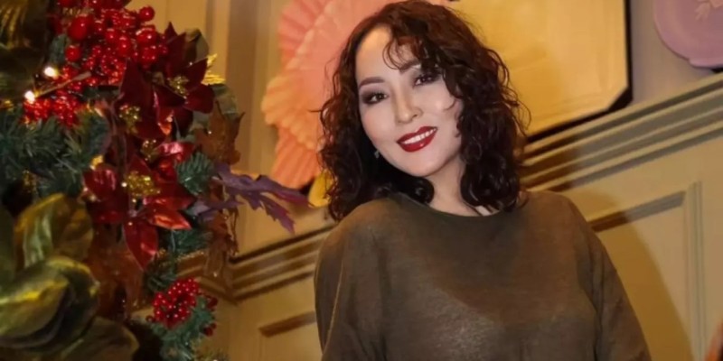 «Мен ақыл айтып, түртпектейтін ене емеспін»: Айгүл Иманбаева келінімен қарым-қатынасы жайлы айтты
