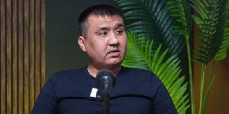 «Таза актер екенсің ғой»: басы даудан арылмаған зілтемірші Алмас Өтешов алғаш рет киноға түсті