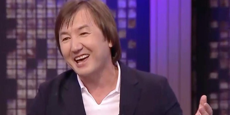 "Ұялмайды, квартирант сияқты жүреді": Нұрлан Еспановтың ұлы әкесінің артын ашып қойды (ВИДЕО)