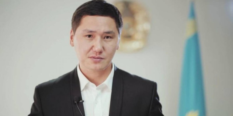 "Уәдеңізге қалай сенеміз?": Қызылордалық жанкүйерлер Бақтияр Артаевқа шүйлікті